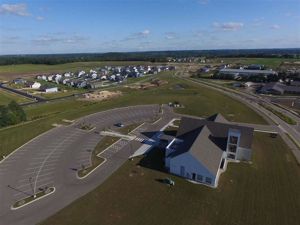 L436 Bear Tree DeForest, WI 53532 - Photo 32 of 36