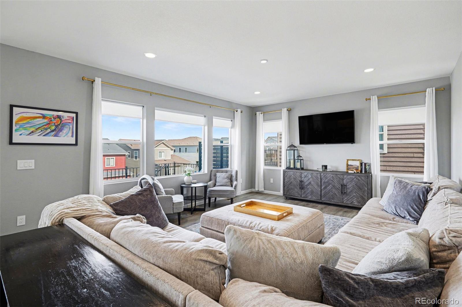 5028 Basalt Ridge Circle Castle Rock, CO 80108 - Photo 4 of 39