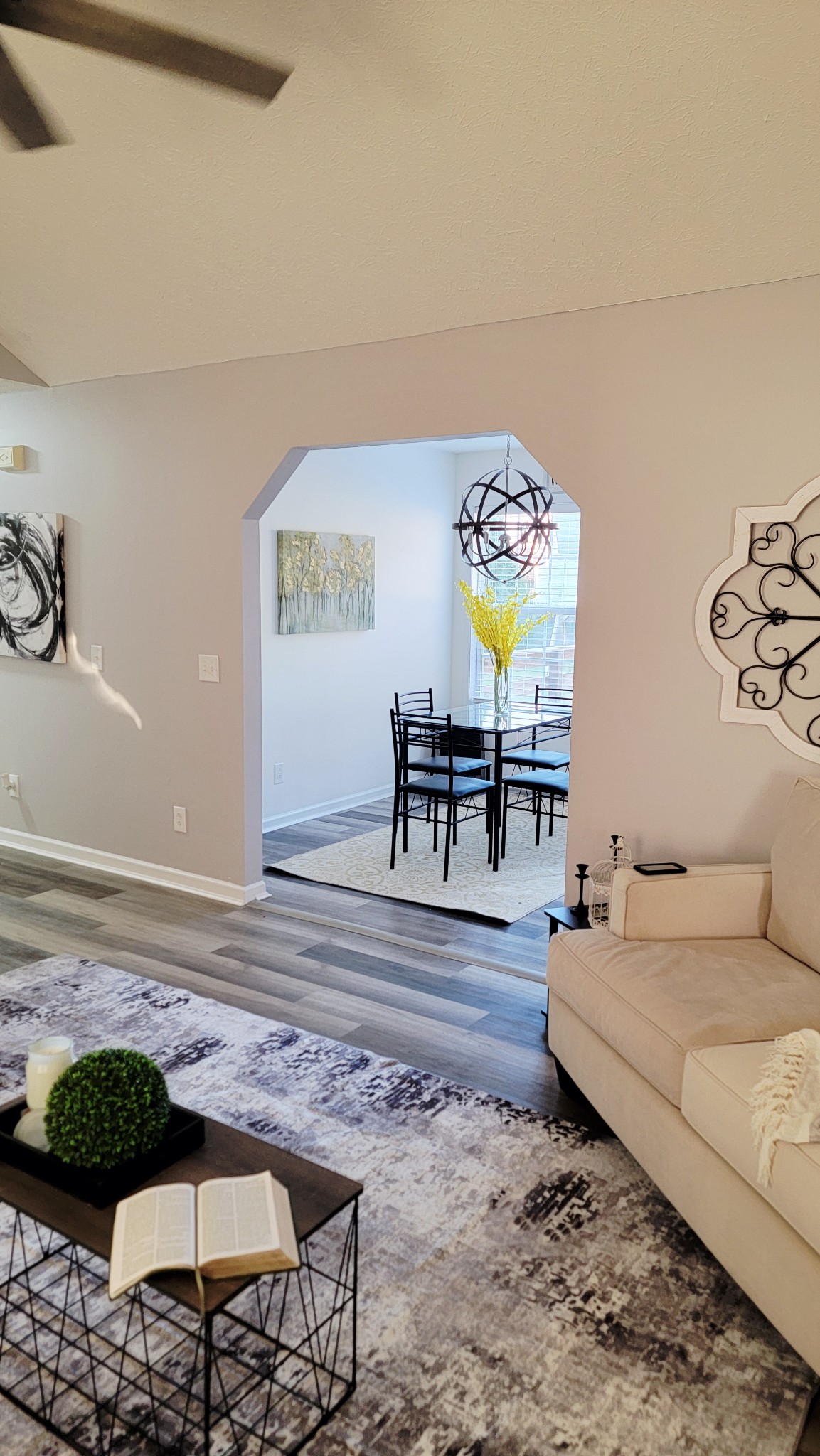 195 Rileys Bend Road Lynchburg, TN 37352 - Photo 26 of 32 a living room with furniture and a rug