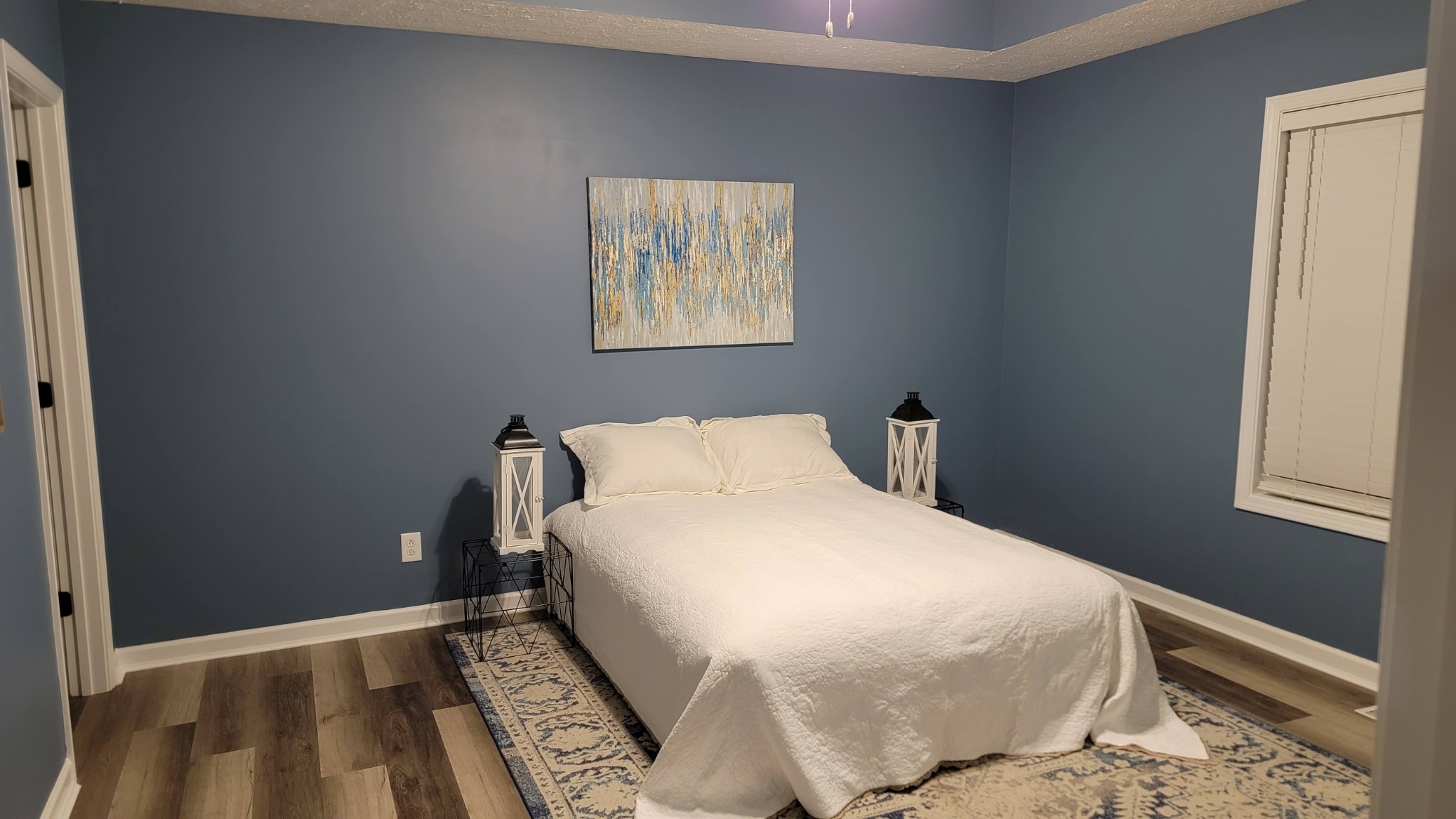 195 Rileys Bend Road Lynchburg, TN 37352 - Photo 8 of 32 a bedroom with a bed and a window