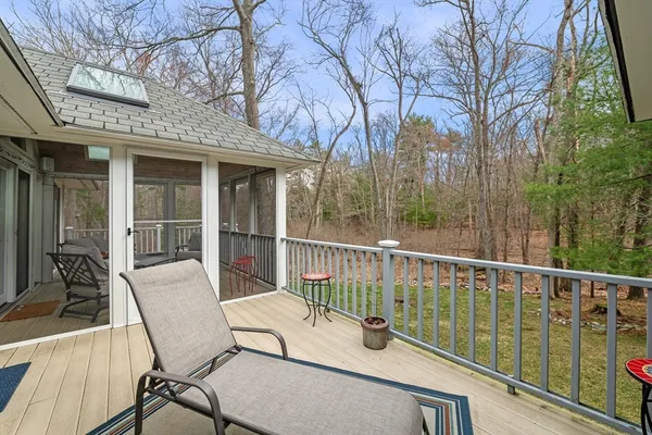 $1,290,000 | 11 Brentwood Way, Ipswich, MA 01938