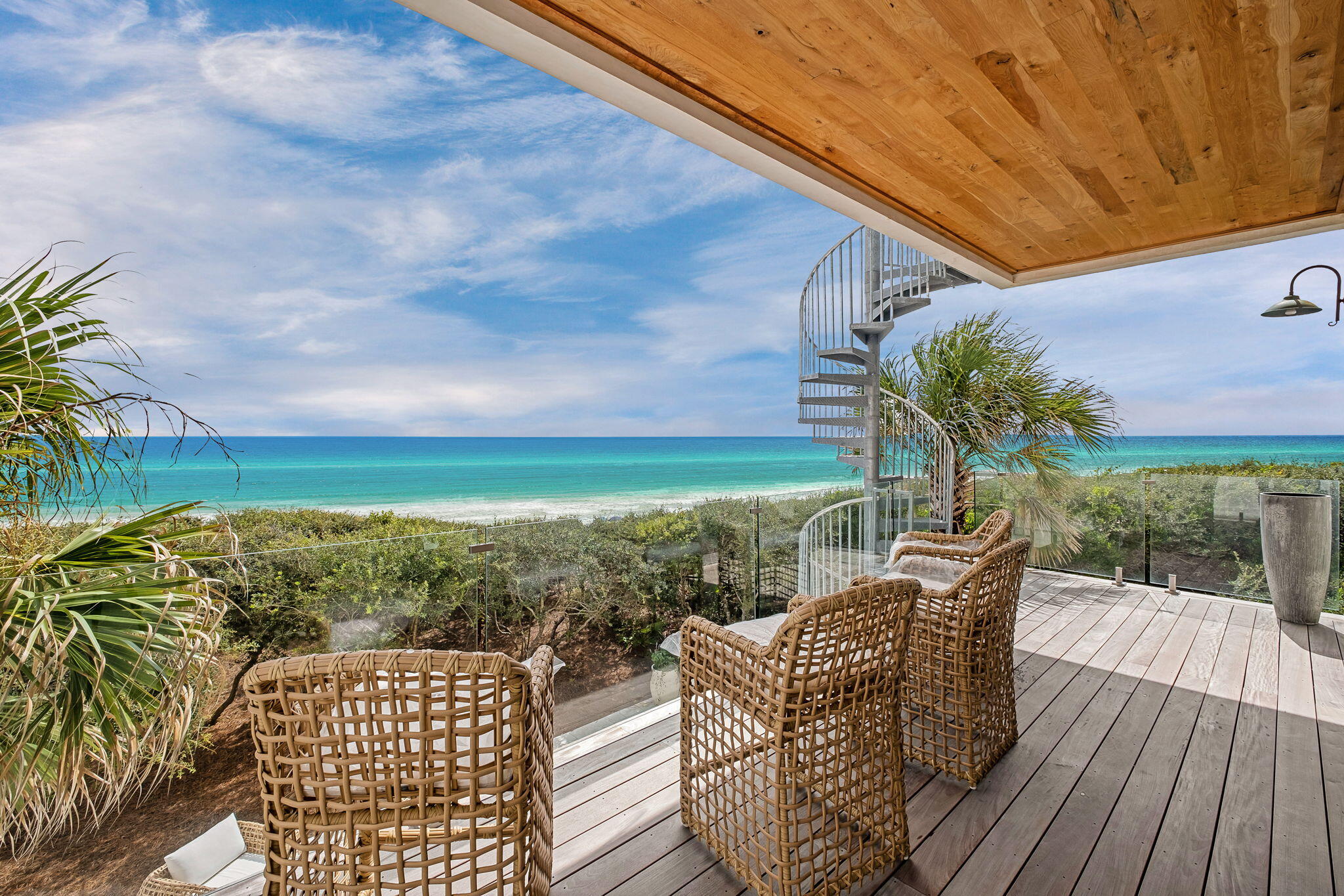40 Jasmine Circle Santa Rosa Beach, FL 32459 - Photo 8 of 100 a view of balcony with furniture and garden
