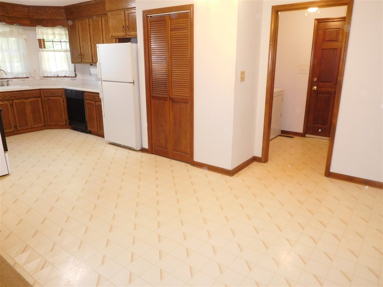 914 Green River Road Gaffney, SC 29341 - Photo 5 of 14