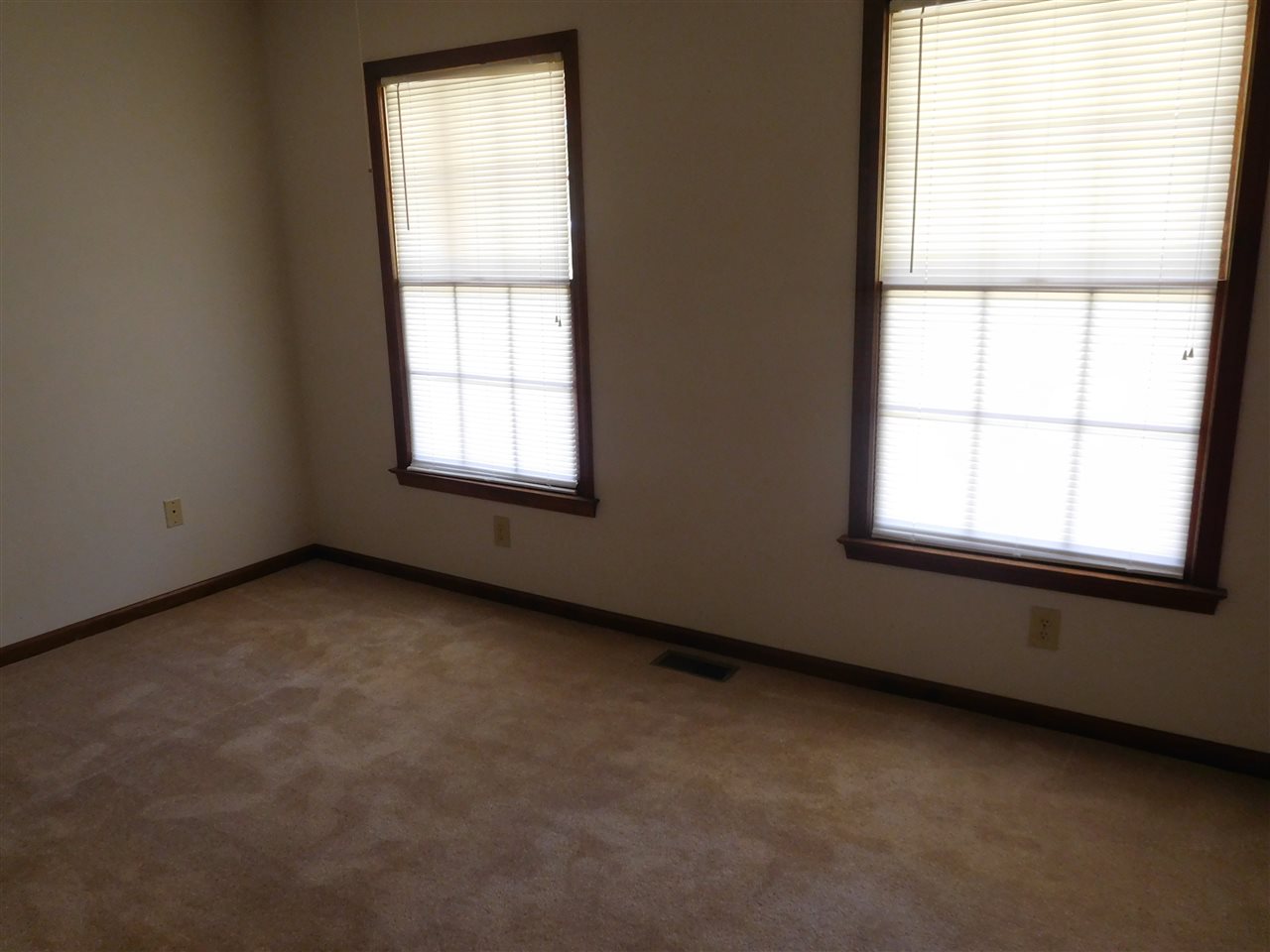 914 Green River Road Gaffney, SC 29341 - Photo 6 of 14