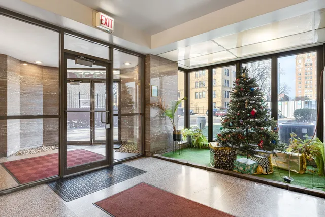 $55,000 | 7337 South South Shore Drive, Unit 326, Chicago, IL 60649