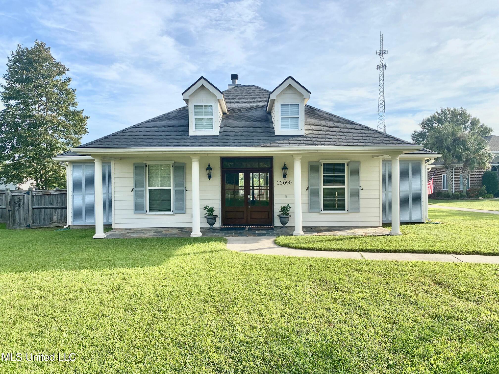 22090 Abbey Road Pass Christian, MS 39571 - Photo 1 of 35 Exterior Front