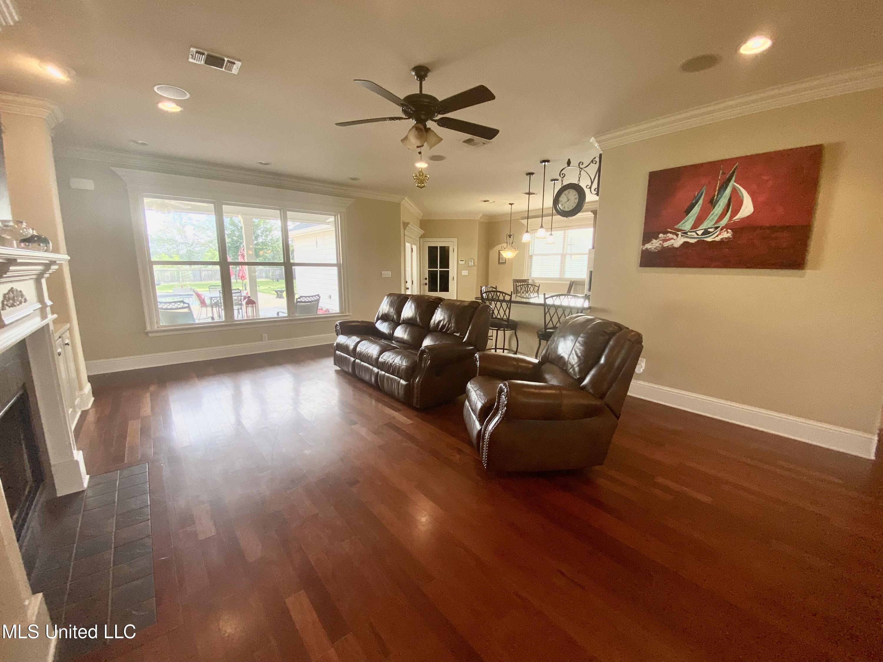 22090 Abbey Road Pass Christian, MS 39571 - Photo 8 of 35 IMG_3332