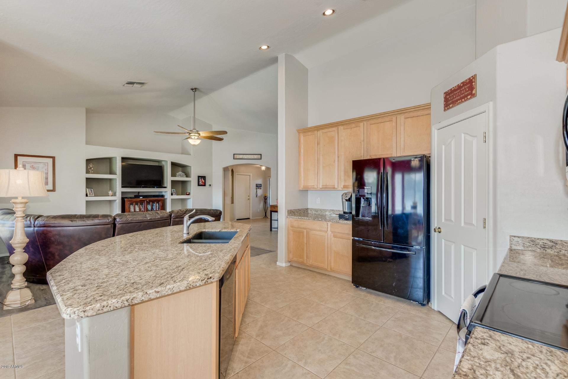 3064 South Martingale Road Gilbert, AZ 85295 - Photo 4 of 21 0015-Martingale (13)