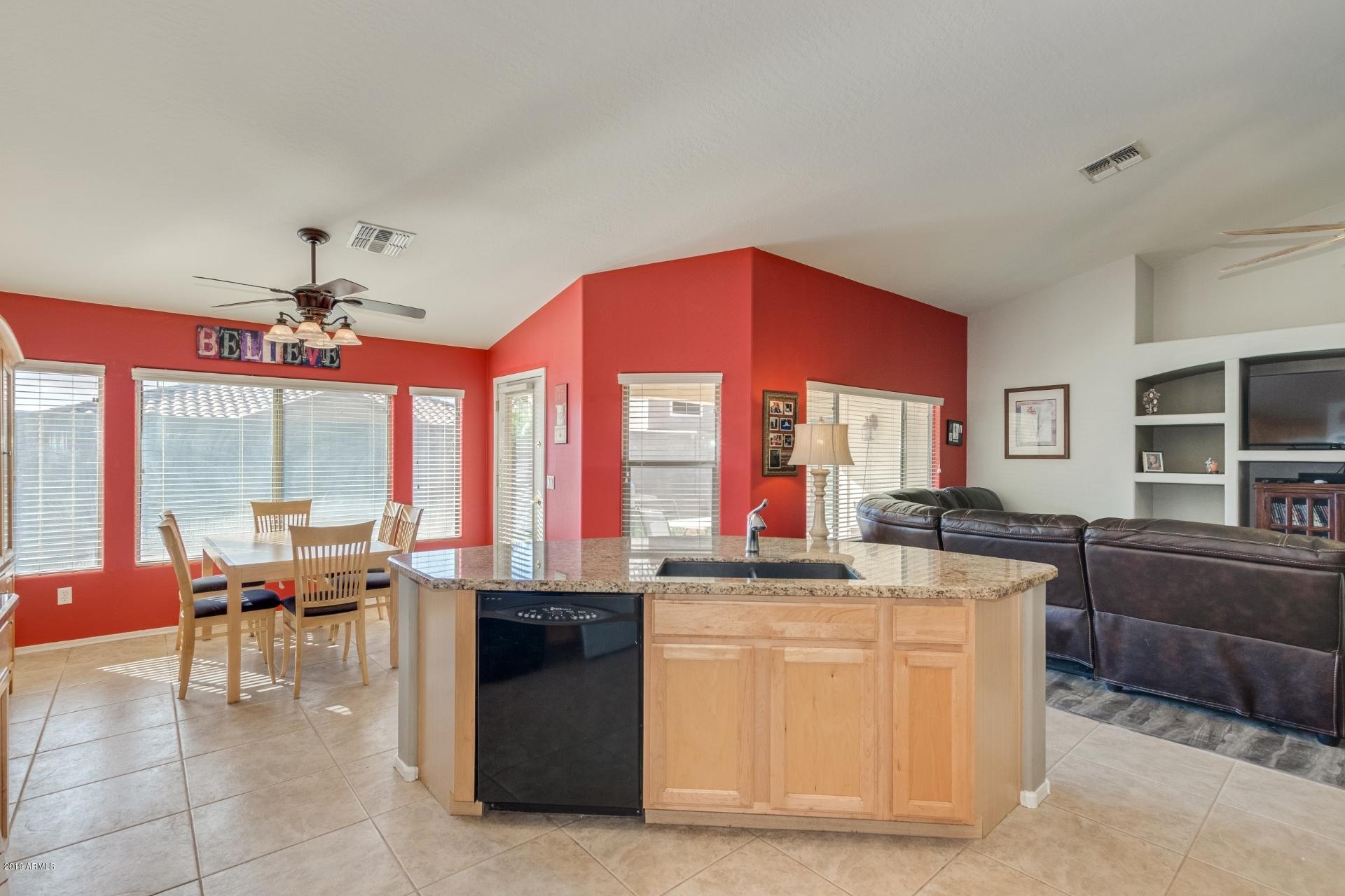 3064 South Martingale Road Gilbert, AZ 85295 - Photo 7 of 21 0014-Martingale (14)