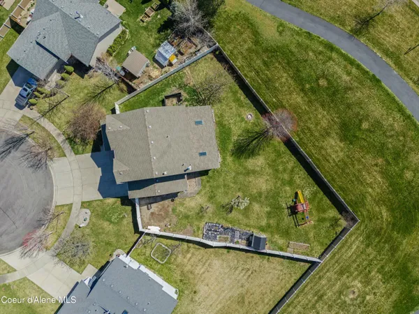 $569,900 | 2800 Thrush Drive, Post Falls, ID 83854