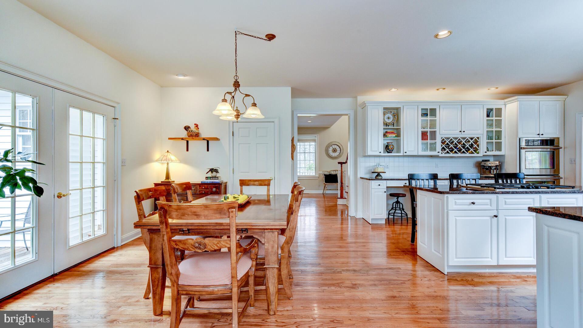 7 Forest Lane Princeton Junction, NJ 08550 - Photo 23 of 74 Kitchen & Breakfast Area