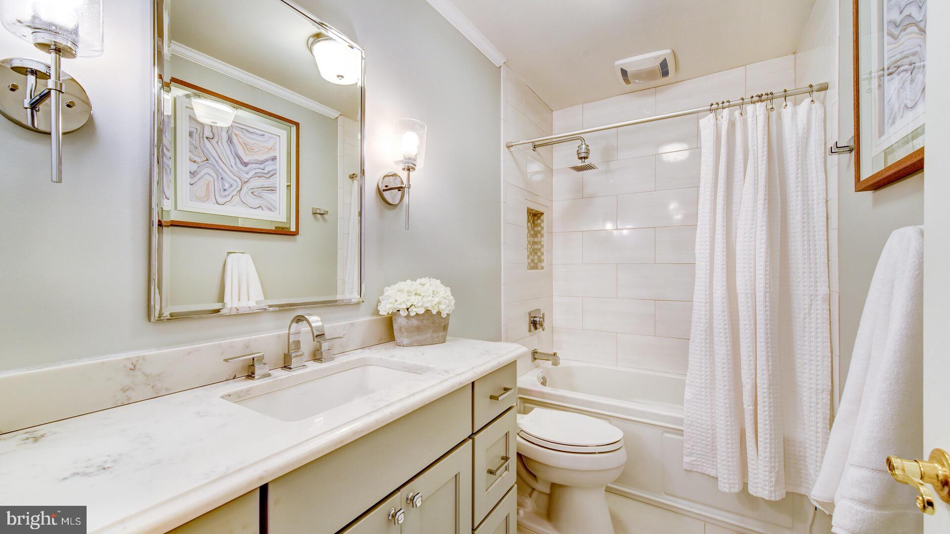 7 Forest Lane Princeton Junction, NJ 08550 - Photo 45 of 74 Hall Bathroom