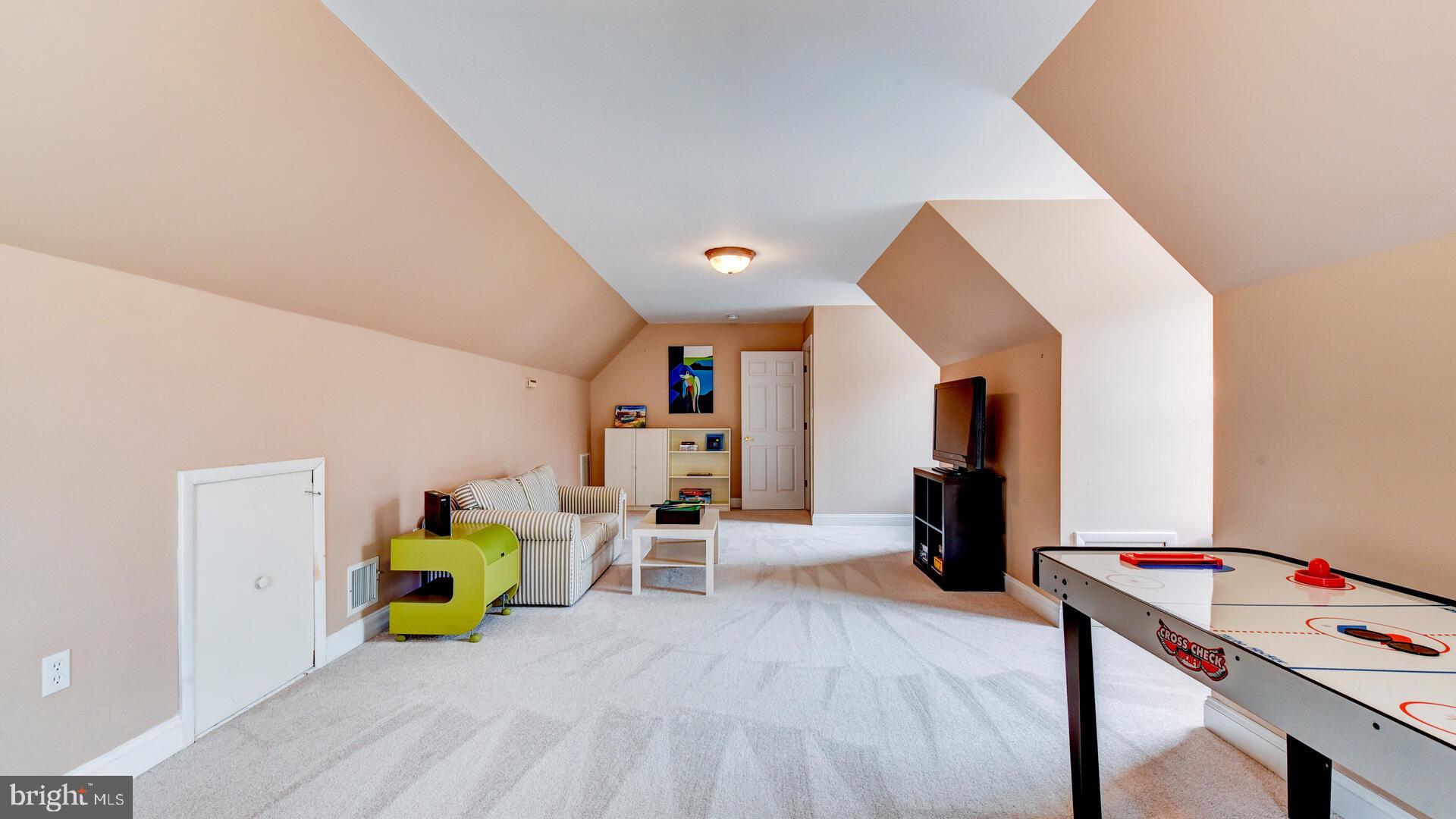 7 Forest Lane Princeton Junction, NJ 08550 - Photo 52 of 74 Finished Room over Garage