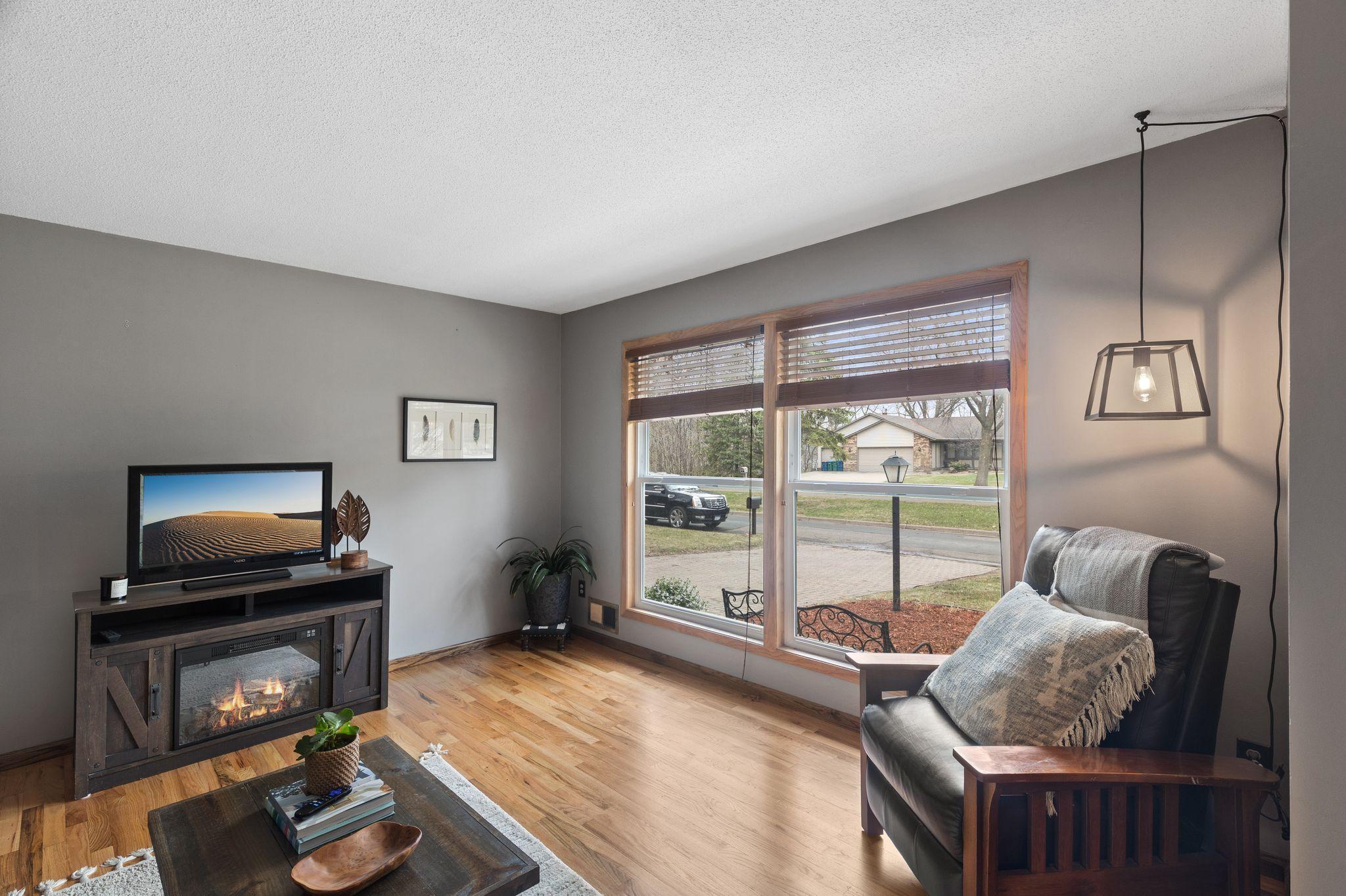14600 91st Avenue North Maple Grove, MN 55369 - Photo 6 of 34
