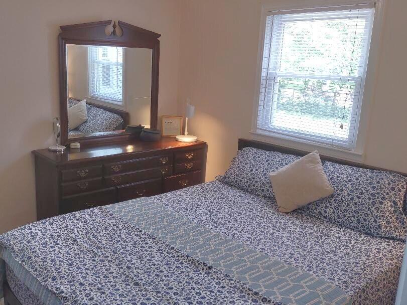11389 Gold Arbor Road Plymouth, MI 48170 - Photo 16 of 29 Main Bedroom