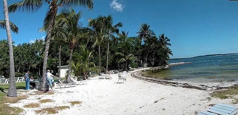 64 Snapper Avenue Key Largo, FL 33037 - Photo 20 of 22 THE PRIVATE PARK BEACH