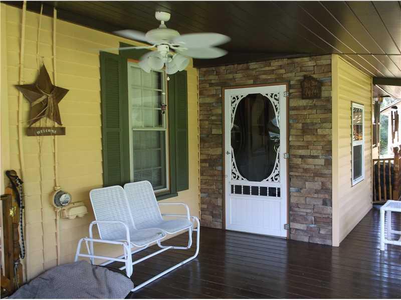 271 Strope Road Aleppo, PA 15310 - Photo 5 of 25 Entry/Foyer. This door leads to a convenient mudroom !