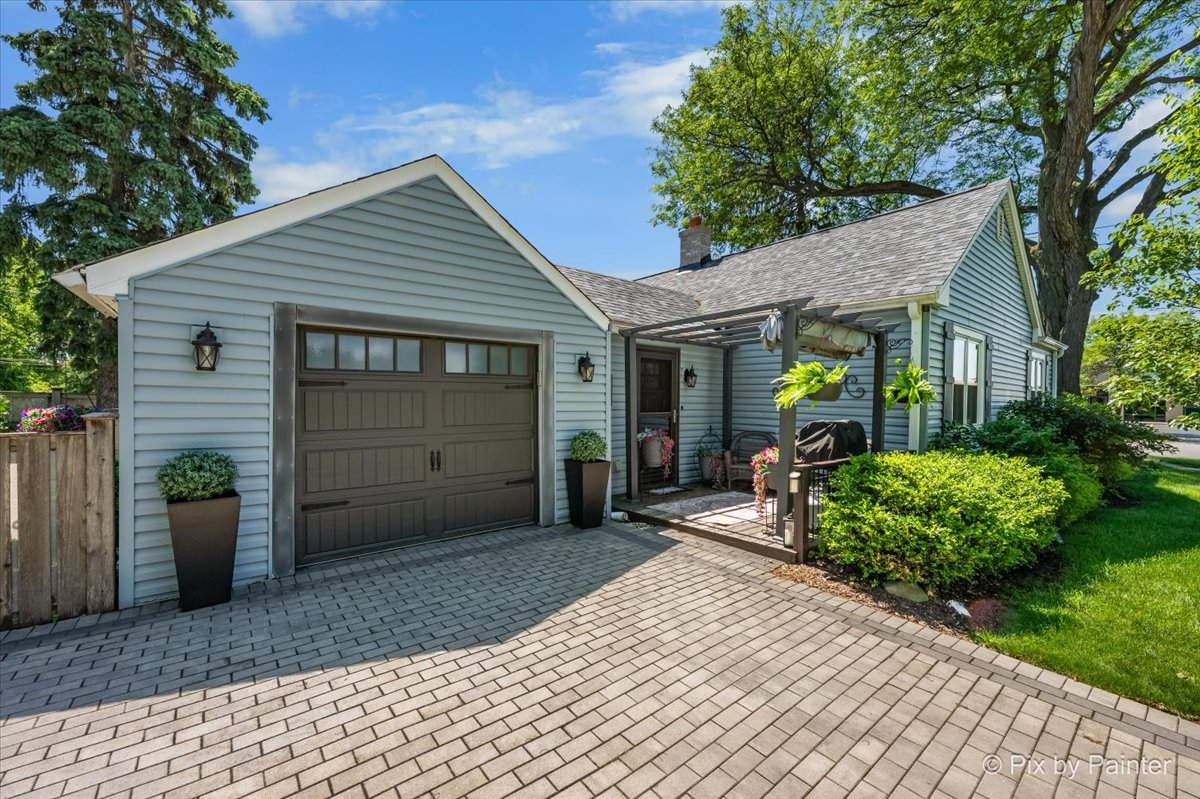 72 West Irving Park Road Roselle, IL 60172 - Photo 1 of 38