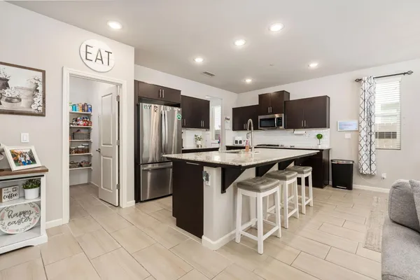 $485,000 | 4110 Sussex Avenue, Clovis, CA 93619