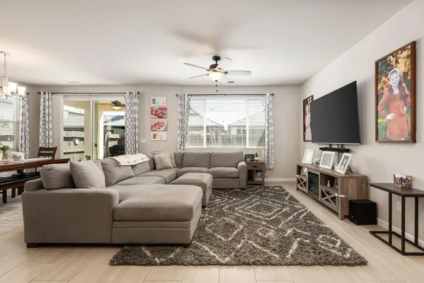 $485,000 | 4110 Sussex Avenue, Clovis, CA 93619