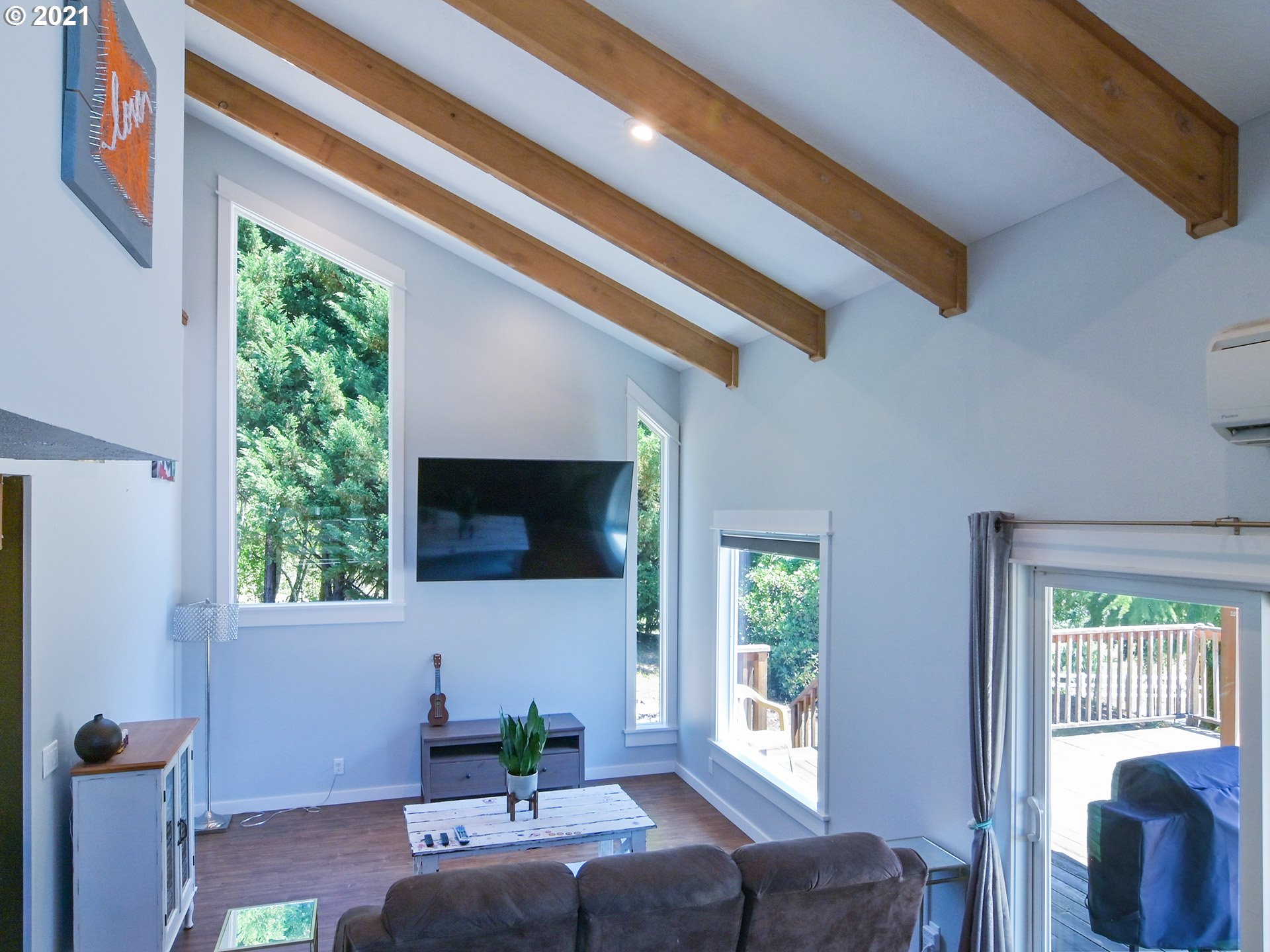 36547 McGowan Creek Road Springfield, OR 97478 - Photo 5 of 30