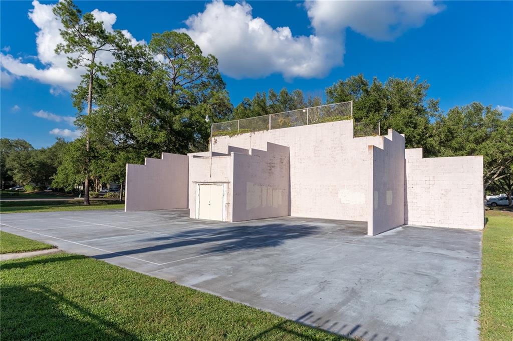 501 Southwest 75th Street, Unit D13 Gainesville, FL 32607 - Photo 35 of 36 Gallery Image 35