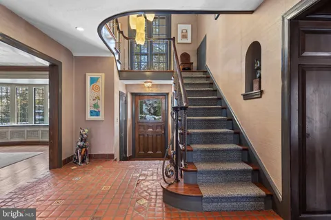 $2,995,000 | 320 Quarry Lane, Haverford, PA 19041