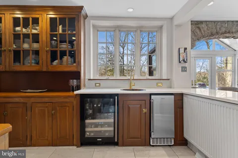 $2,995,000 | 320 Quarry Lane, Haverford, PA 19041