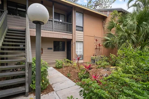 $297,500 | 1703 Pelican Cove Road, Unit 356, Sarasota, FL 34231
