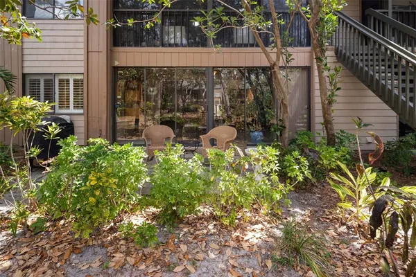 $297,500 | 1703 Pelican Cove Road, Unit 356, Sarasota, FL 34231