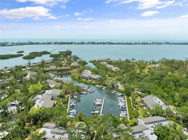 $297,500 | 1703 Pelican Cove Road, Unit 356, Sarasota, FL 34231