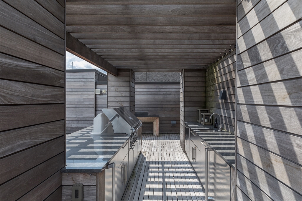 300 Pier 4 Blvd., Unit PHD Boston, MA 02210 - Photo 11 of 33