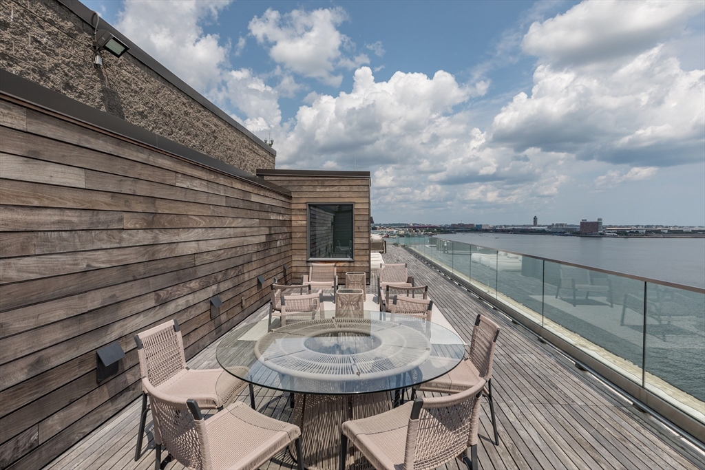 300 Pier 4 Blvd., Unit PHD Boston, MA 02210 - Photo 12 of 33