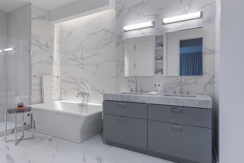 300 Pier 4 Blvd., Unit PHD Boston, MA 02210 - Photo 21 of 33