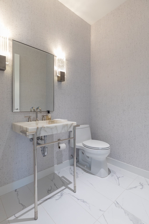 300 Pier 4 Blvd., Unit PHD Boston, MA 02210 - Photo 30 of 33