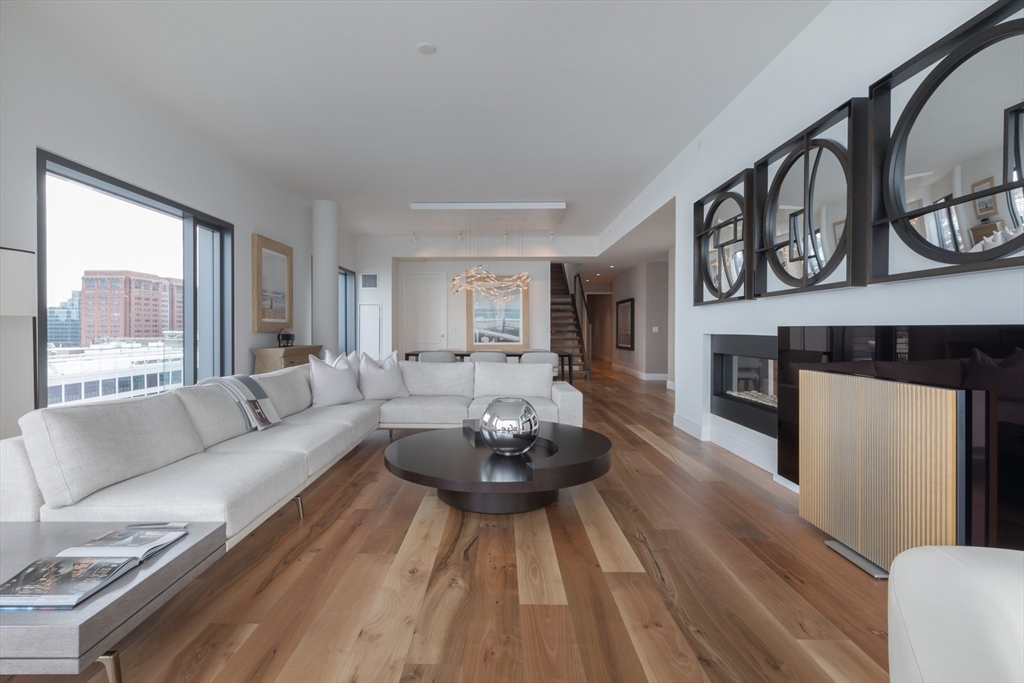 300 Pier 4 Blvd., Unit PHD Boston, MA 02210 - Photo 3 of 33