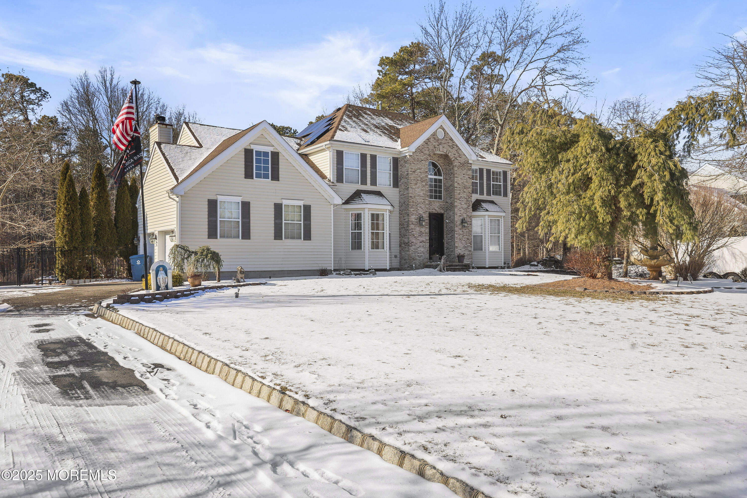 Large Spacious Colonial
