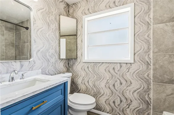 $373,400 | 2410 53rd Avenue, Vero Beach, FL 32966