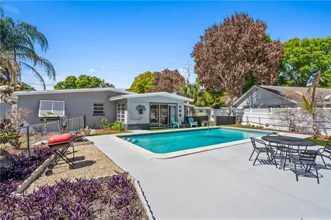 $373,400 | 2410 53rd Avenue, Vero Beach, FL 32966