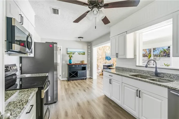 $373,400 | 2410 53rd Avenue, Vero Beach, FL 32966