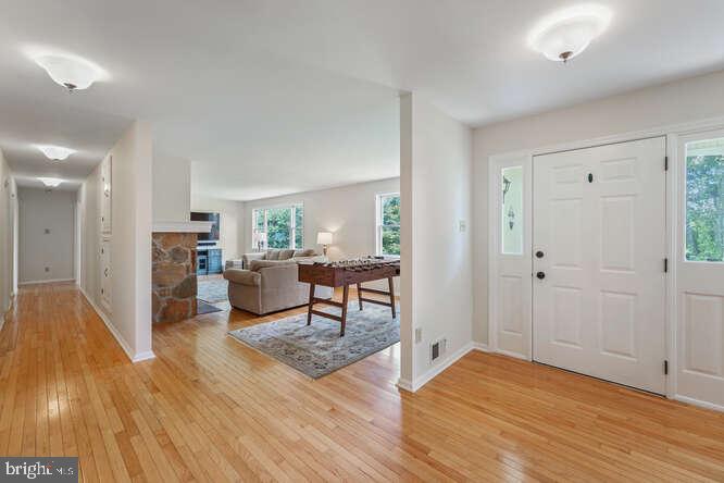 22 Walters Road Glen Mills, PA 19342 - Photo 2 of 36