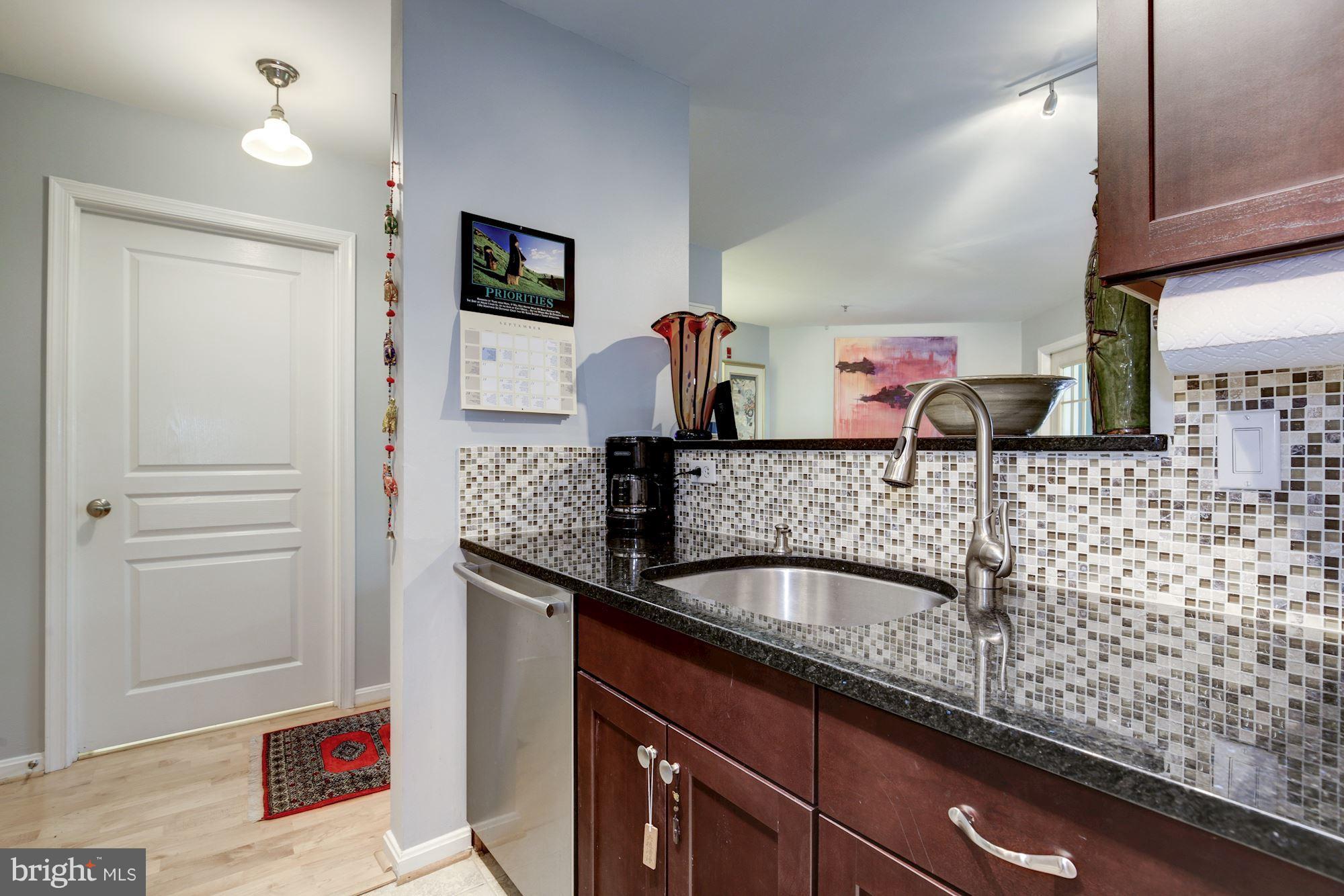 5575 Seminary Road, Unit 308 Falls Church, VA 22041 - Photo 11 of 25 Stainless Steel appliances