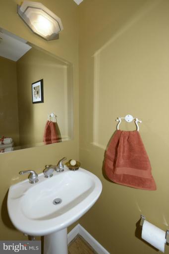 2363 Champlain Street Northwest, Unit 25 Washington, DC 20009 - Photo 15 of 30 Main Level Powder Room