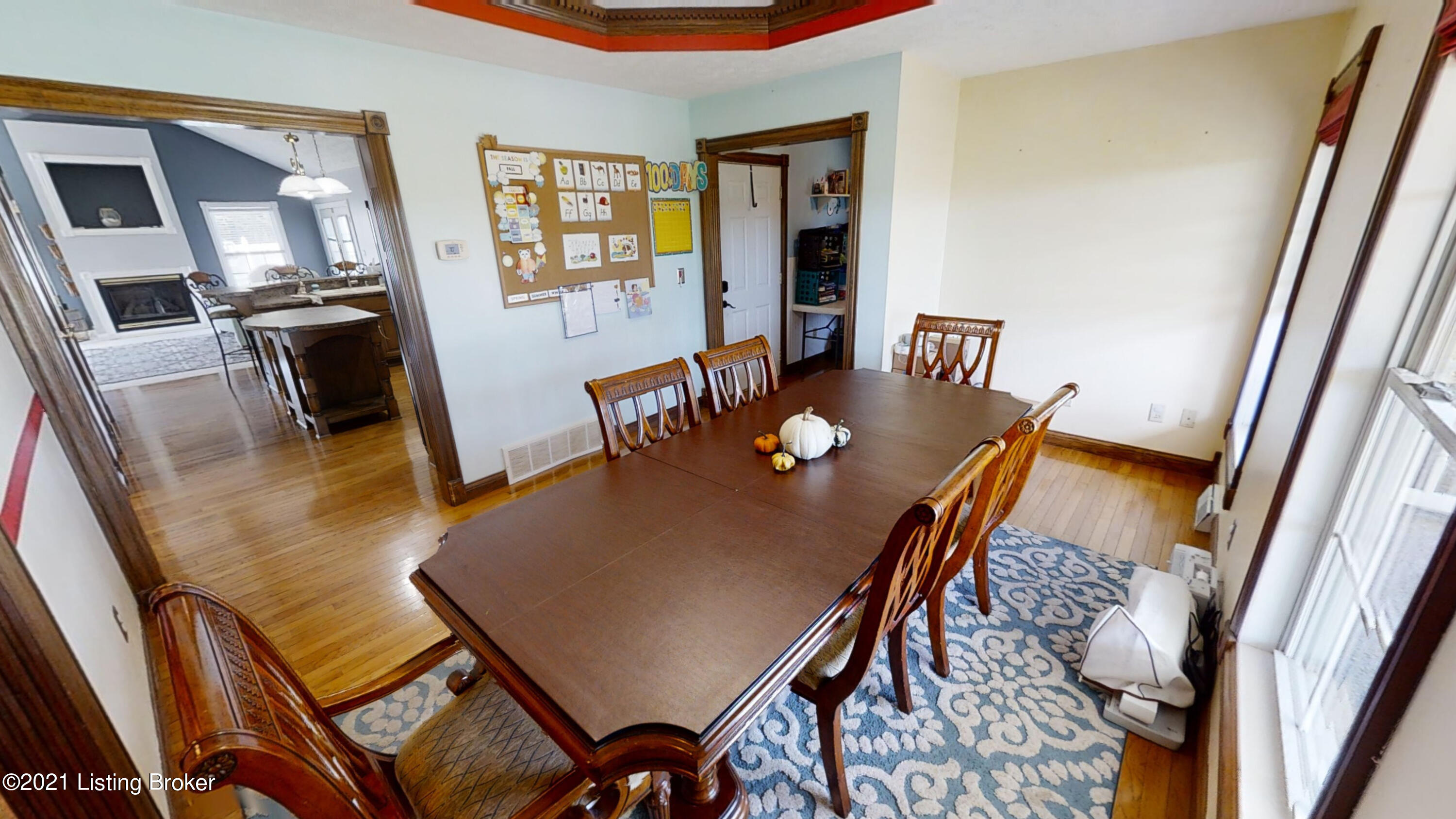 117 Tabb Road Cecilia, KY 42724 - Photo 11 of 70 117-Tabb-Rd-Cecilia-KY-42724-10192021_19