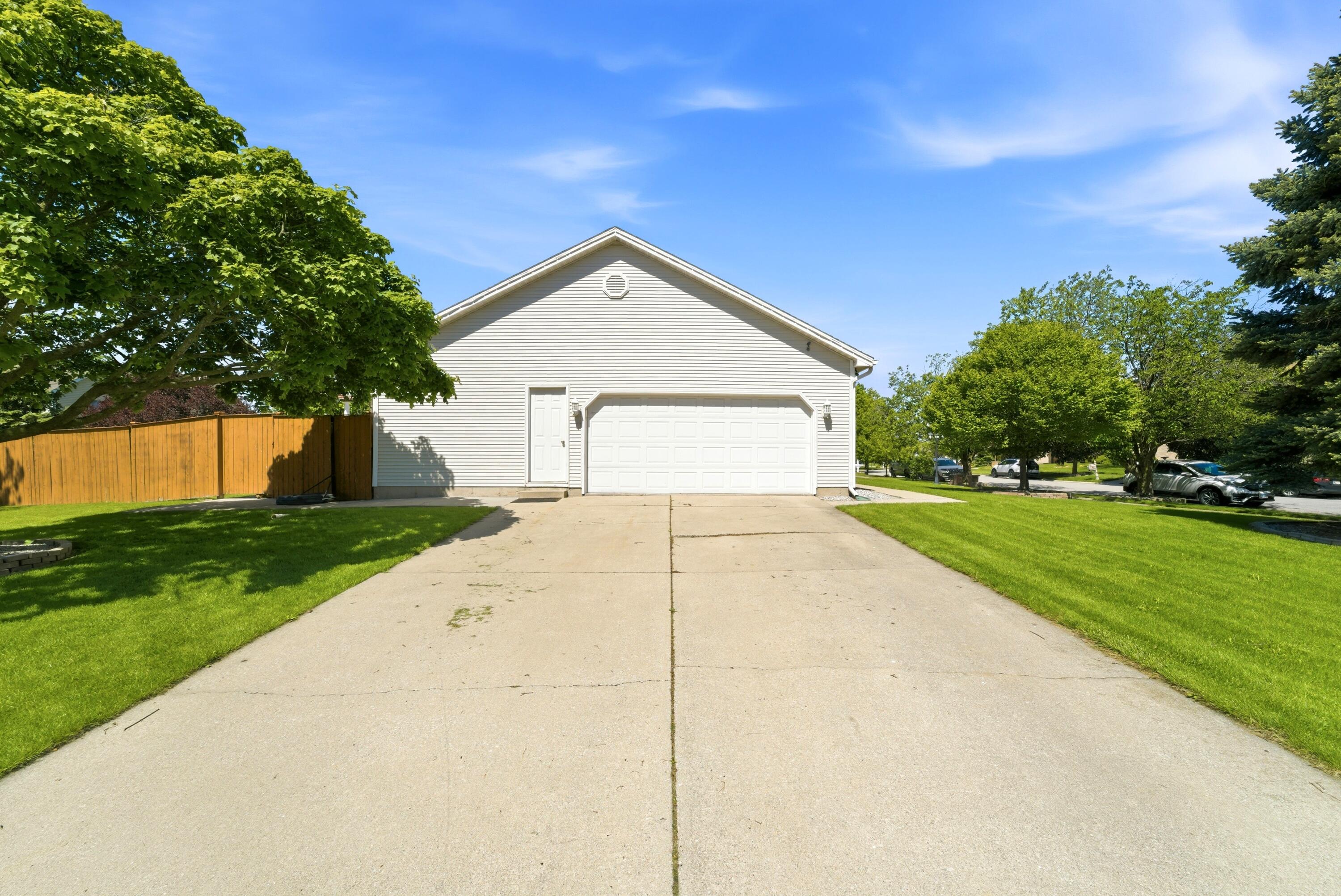1401 West 95th Place Crown Point, IN 46307 - Photo 43 of 47 3000x2005