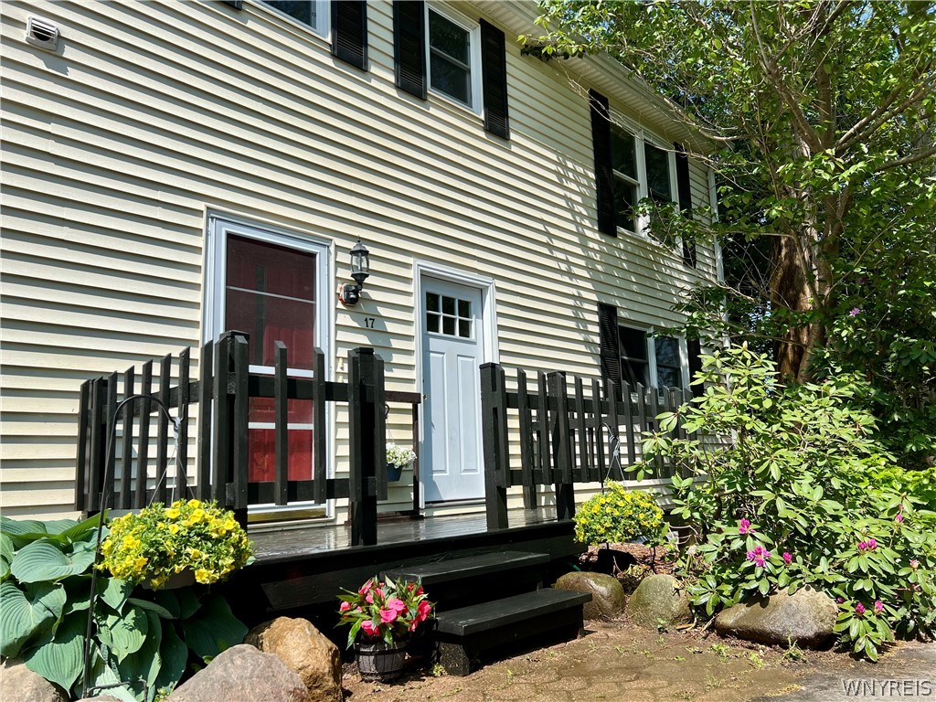 17 Prospect Street Hanover, NY 14062 - Photo 33 of 48