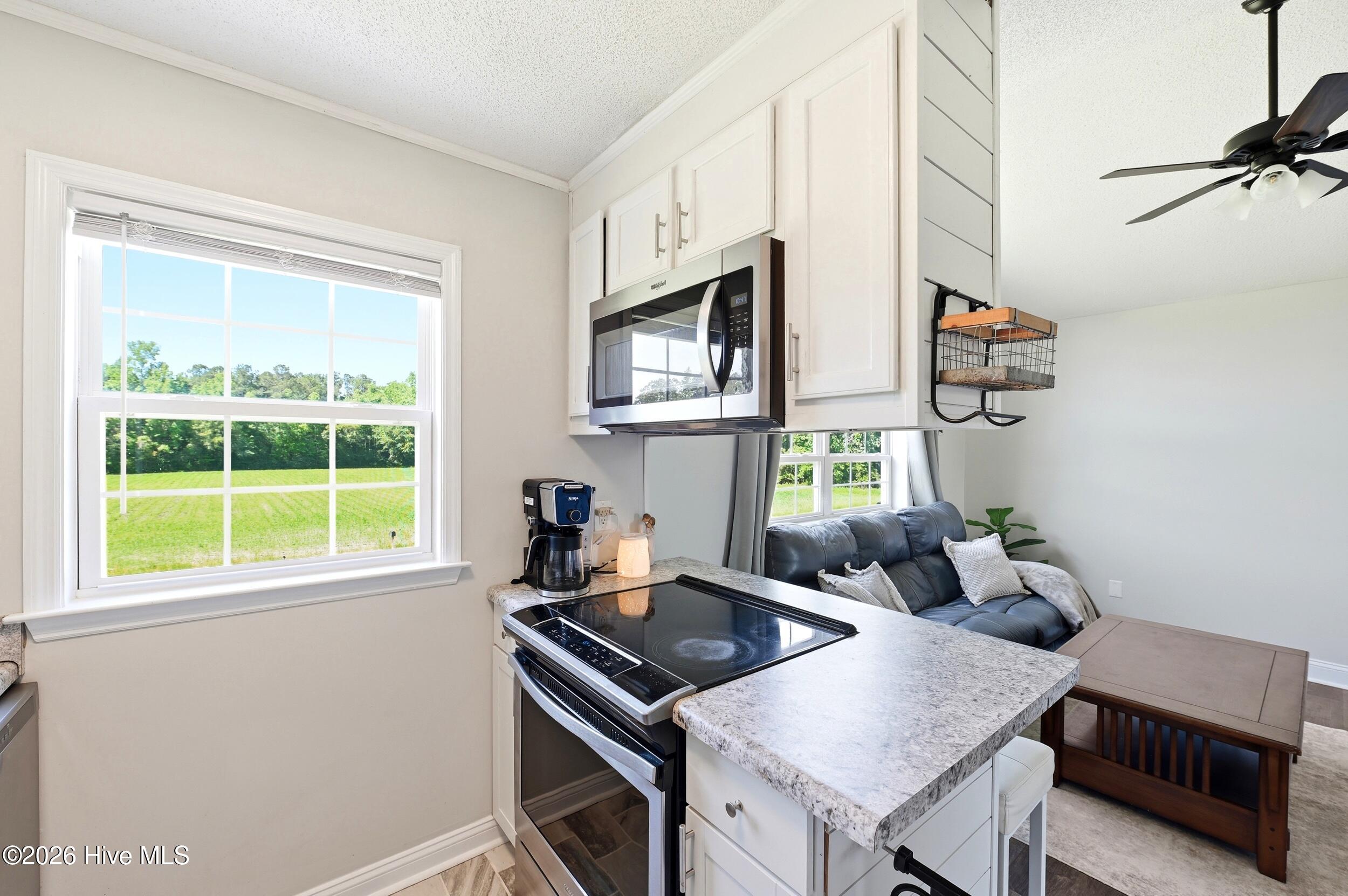 380 Swinson Road Maple Hill, NC 28454 - Photo 12 of 56 Kitchen