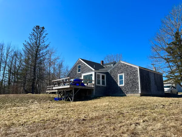 $700,000 | 113 Battle Avenue, Castine, ME 04421