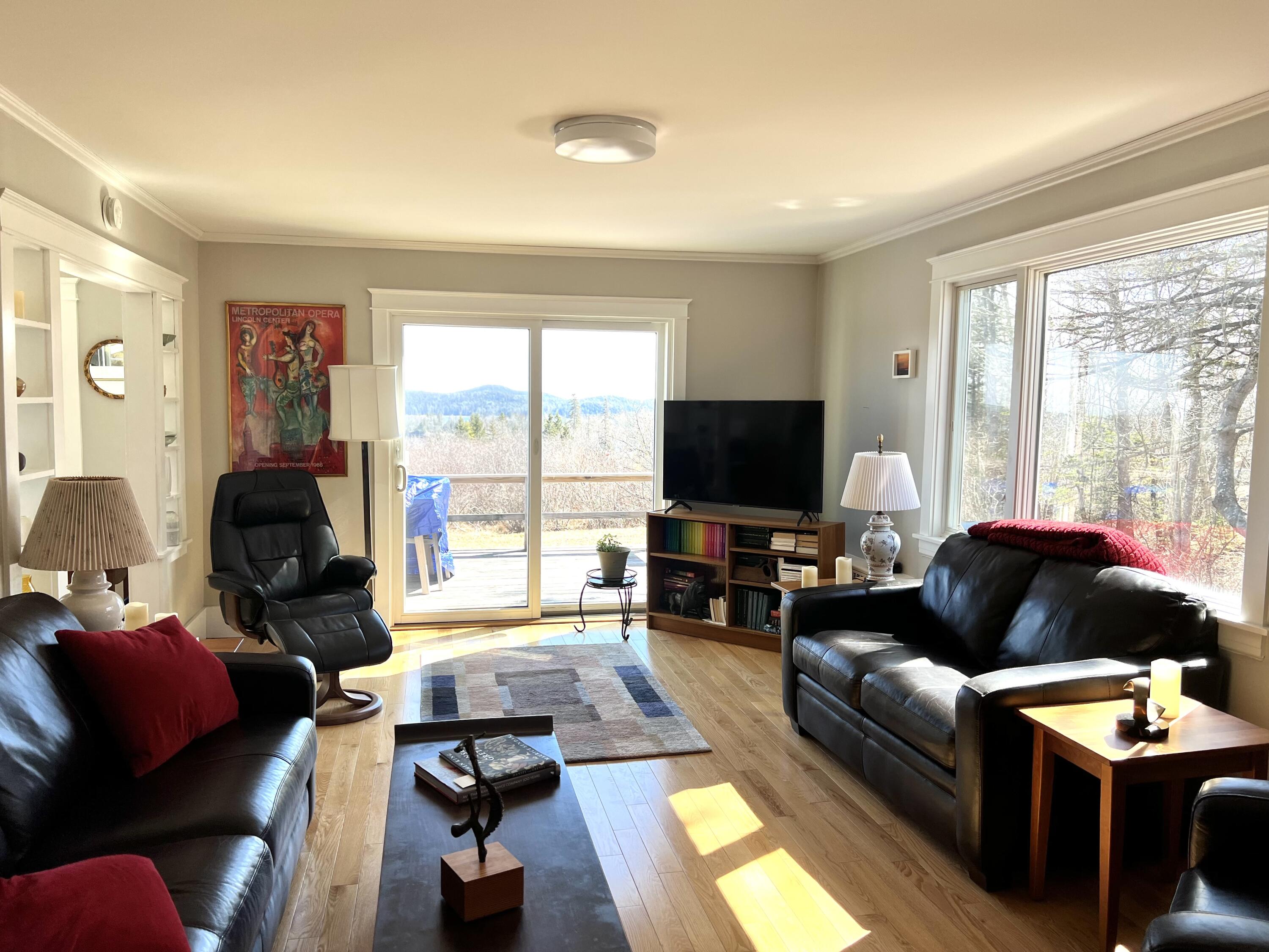 113 Battle Avenue Castine, ME 04421 - Photo 10 of 27 IMG_7907