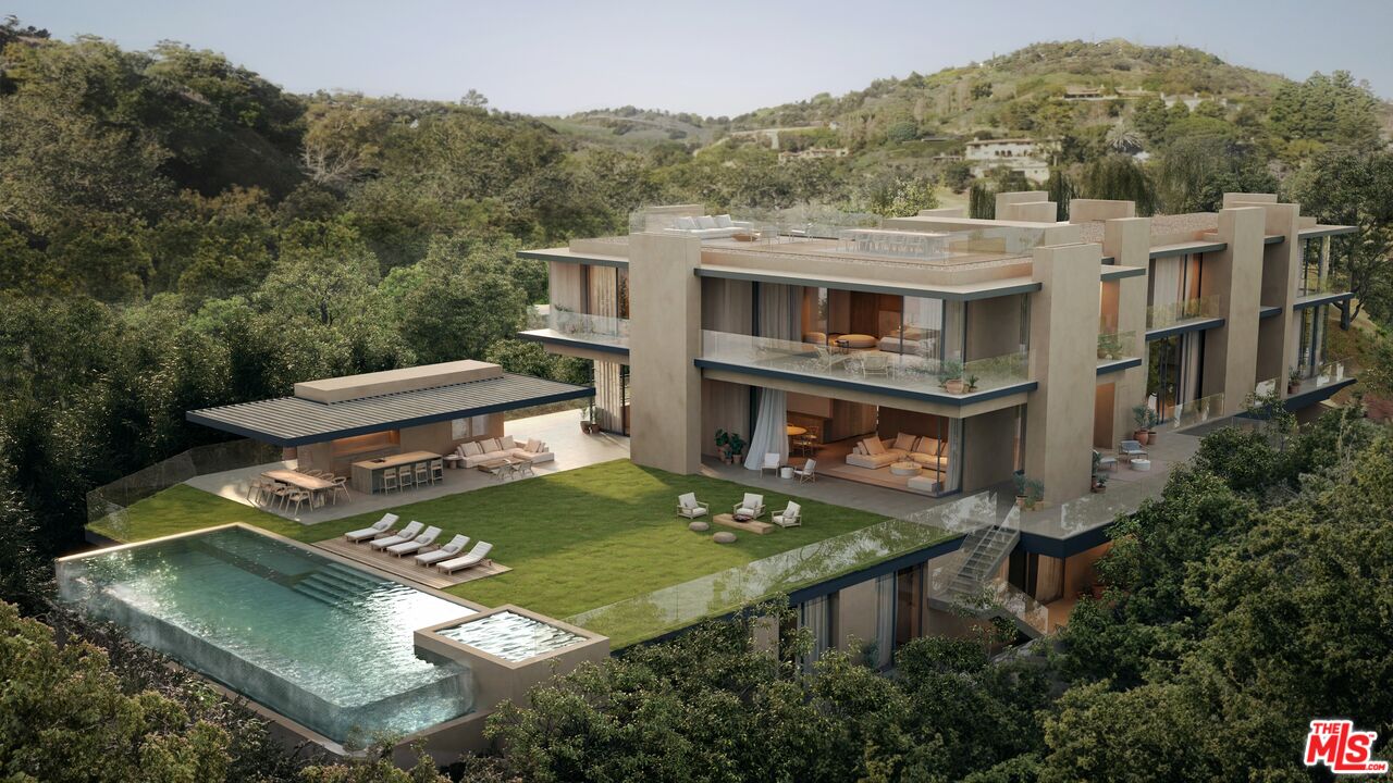 10985 Bellagio Road Los Angeles, CA 90077 - Photo 2 of 22 Gallery Image 2